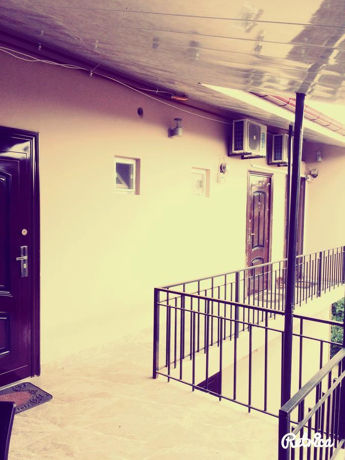 Aparthotel My Home Batoumi Extérieur photo